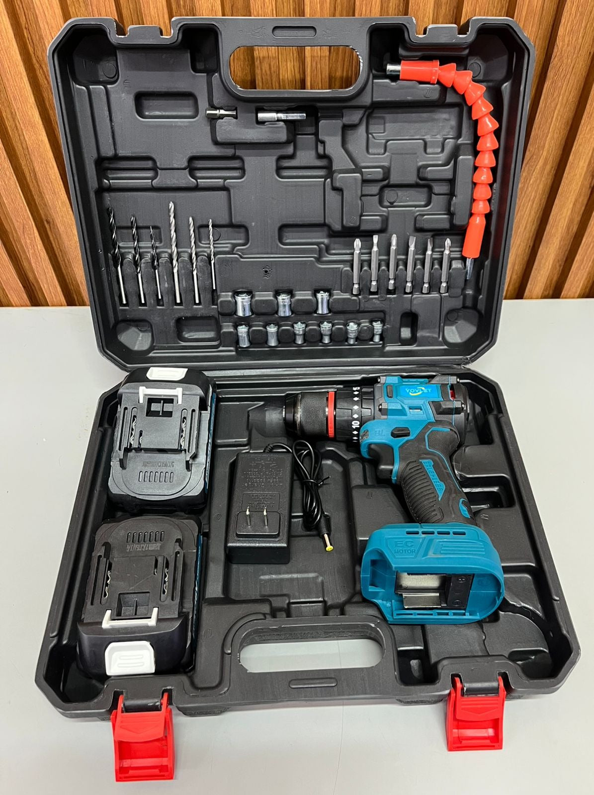 Taladro Atornillador Inalámbrico 36V Kit Completo